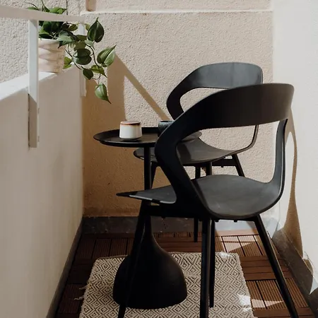 New - - Hauptbahnhof - 4 Guests