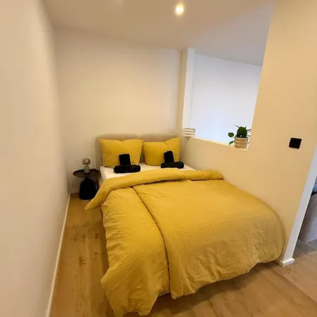 New - - Hauptbahnhof - 4 Guests Apartment