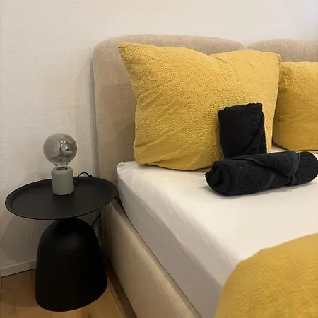 New - - Hauptbahnhof - 4 Guests Апартаменты Аугсбург