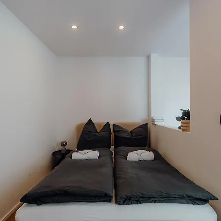 Апартаменты New - - Hauptbahnhof - 4 Guests Аугсбург