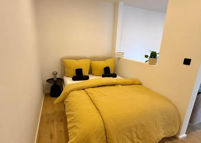 New - - Hauptbahnhof - 4 Guests Apartment