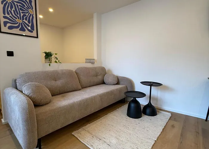 New - - Hauptbahnhof - 4 Guests * Augsburg