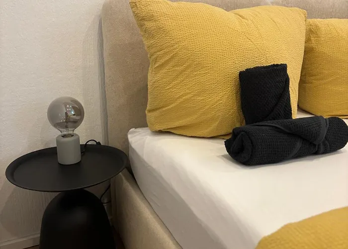 New - - Hauptbahnhof - 4 Guests Apartment Augsburg