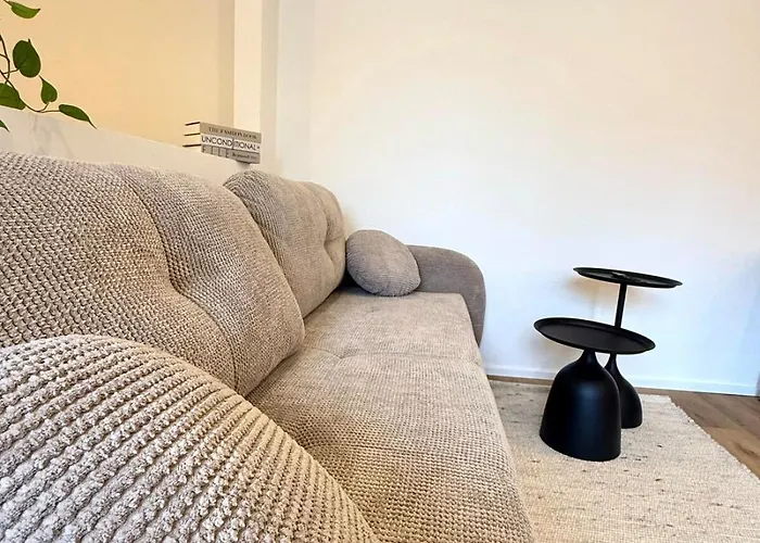 New - - Hauptbahnhof - 4 Guests * Augsburg