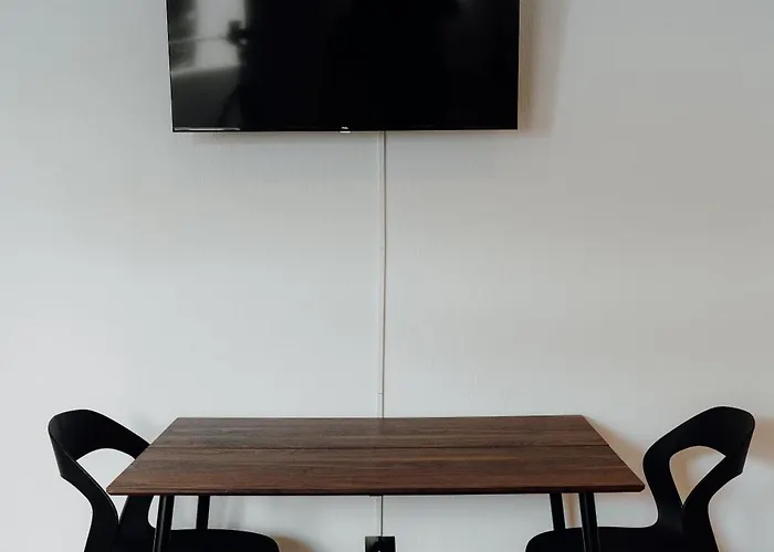 New - - Hauptbahnhof - 4 Guests Augsburg